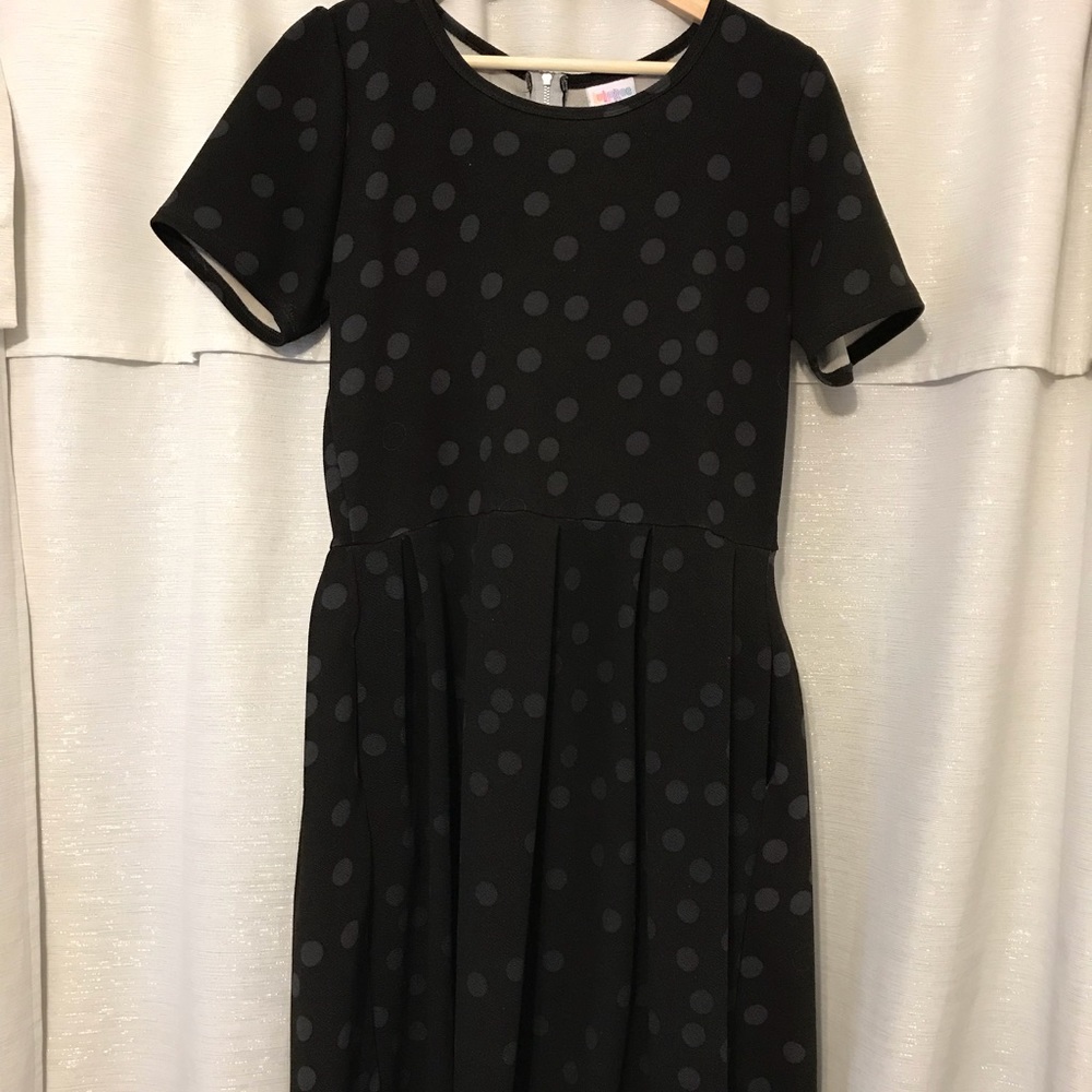LuLaRoe Amelia XL Black with Gray Polka Dots